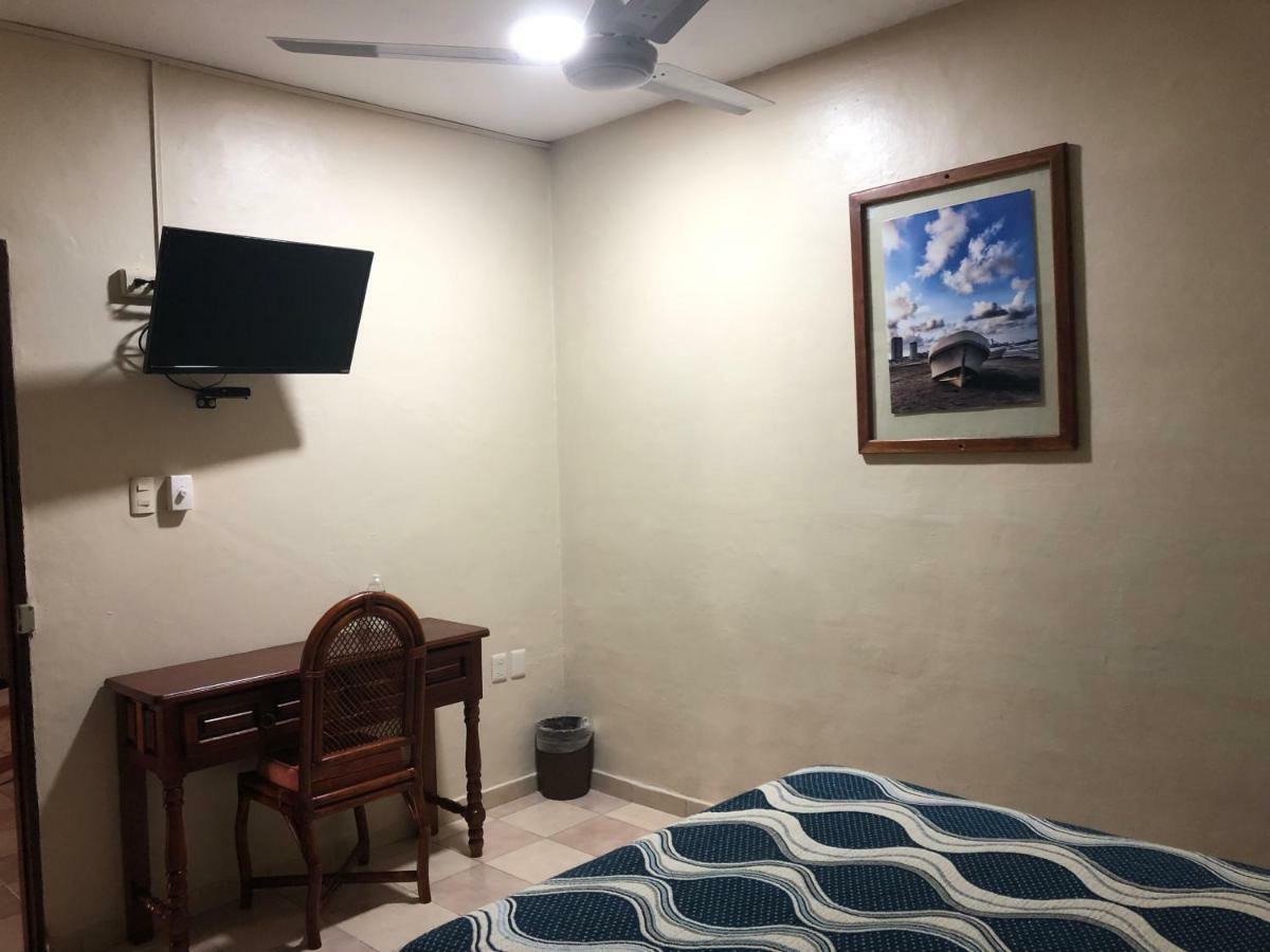 Hotel El Faro Malecon Veracruz Bagian luar foto