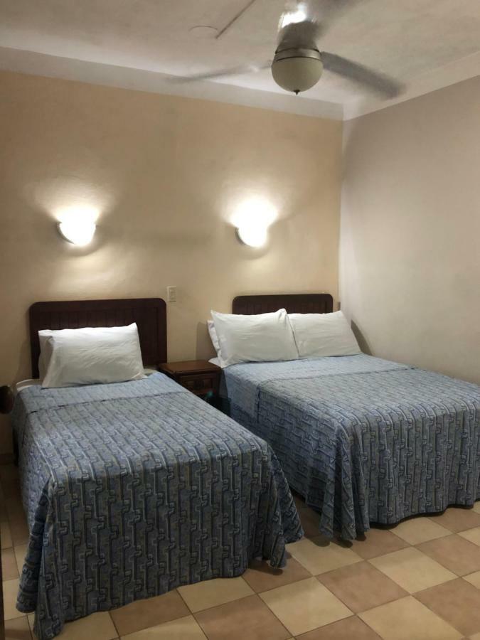 Hotel El Faro Malecon Veracruz Bagian luar foto